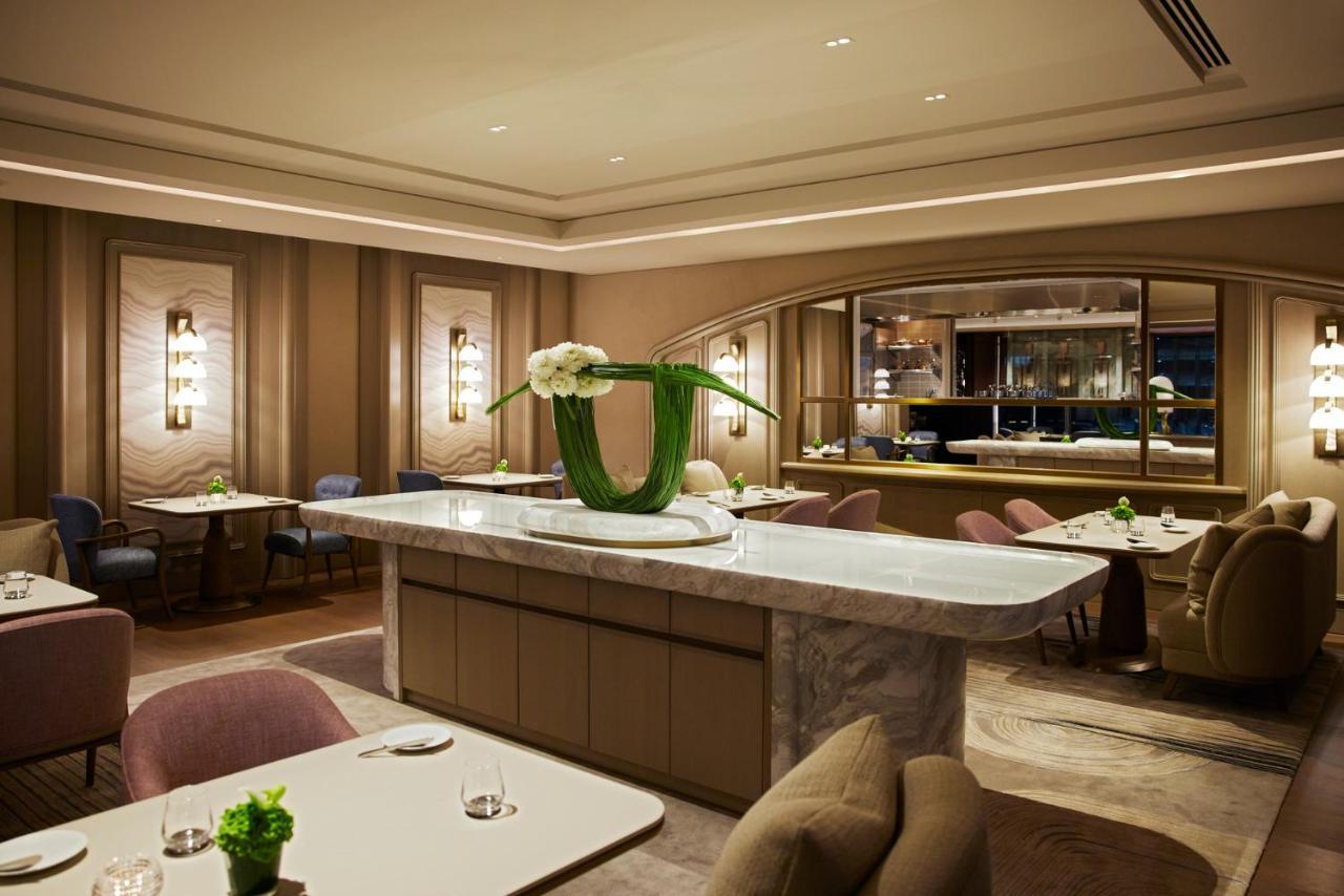 Four Seasons Hotel Tokyo At Marunouchi Exteriör bild