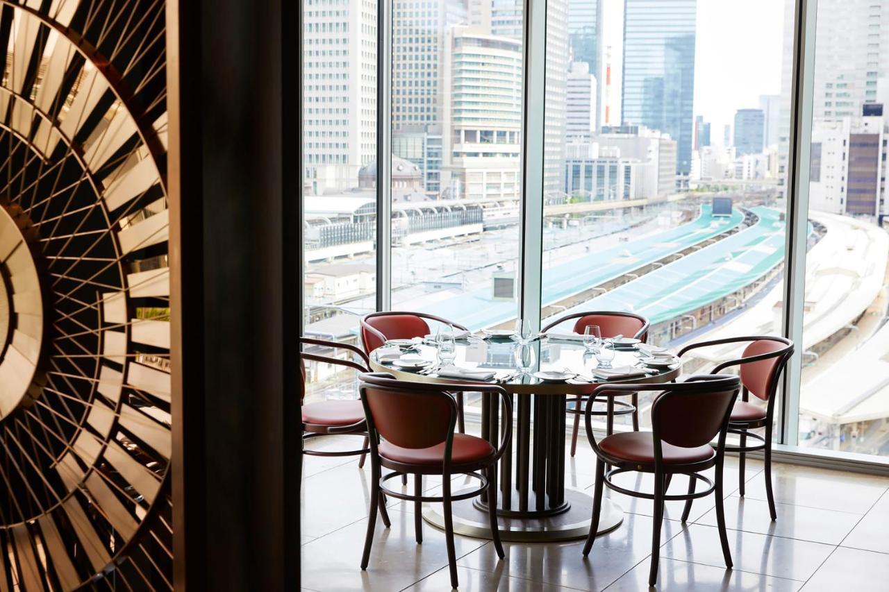 Four Seasons Hotel Tokyo At Marunouchi Exteriör bild