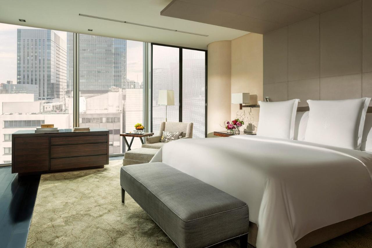 Four Seasons Hotel Tokyo At Marunouchi Exteriör bild